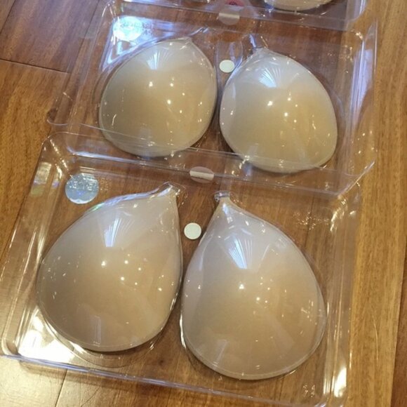 NUBRA ULTRA LIGHT NUDE Adhesive BRA - Picture 2 of 4